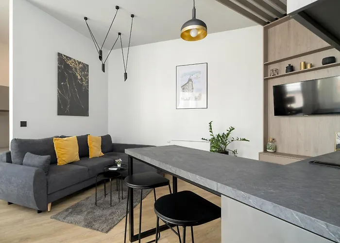 Rodzinne Studio Dla 5 Osob Poznan Klimatyzacja By Noclegi Renters
