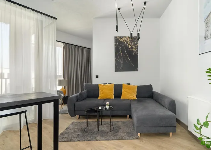 Rodzinne Studio Dla 5 Osob Poznan Klimatyzacja By Noclegi Renters